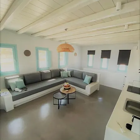 מלון Blue Harpist