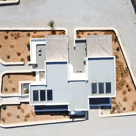 Hotel Blue Harpist *